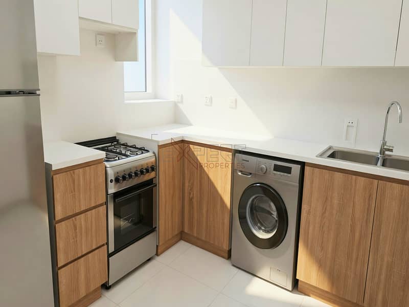 4 Image 4
