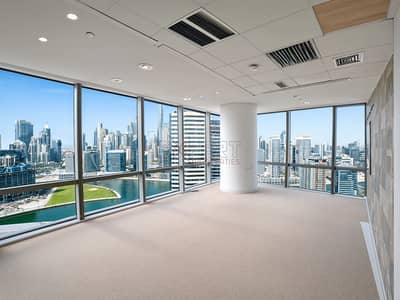 Office zum zur Miete in Business Bay, Dubai - Image 1