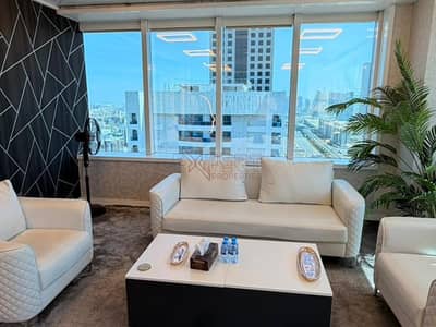 Office in affitto a Sheikh Zayed Road, Dubai - Image 1