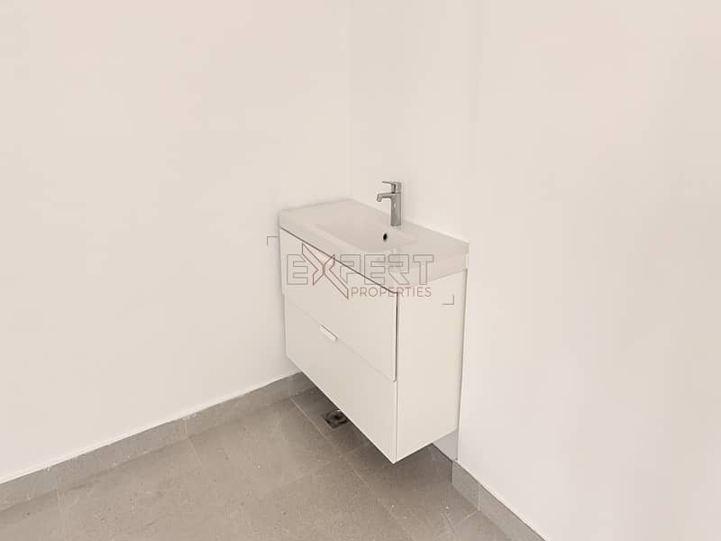 9 Image 9