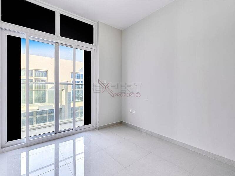 9 Image 9