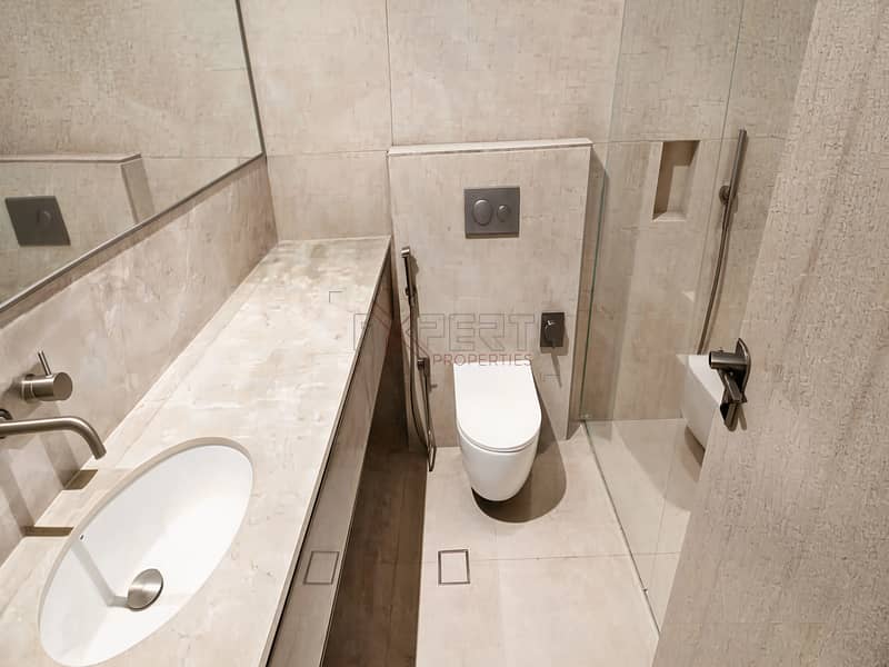 9 Image 9