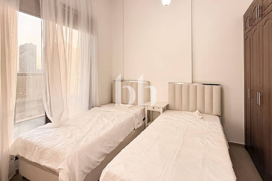 8 images image img