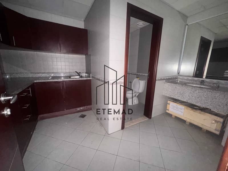 16 tempImage657pmy. jpg