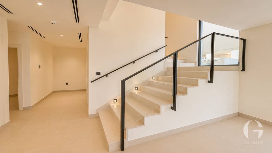 6 Image 6