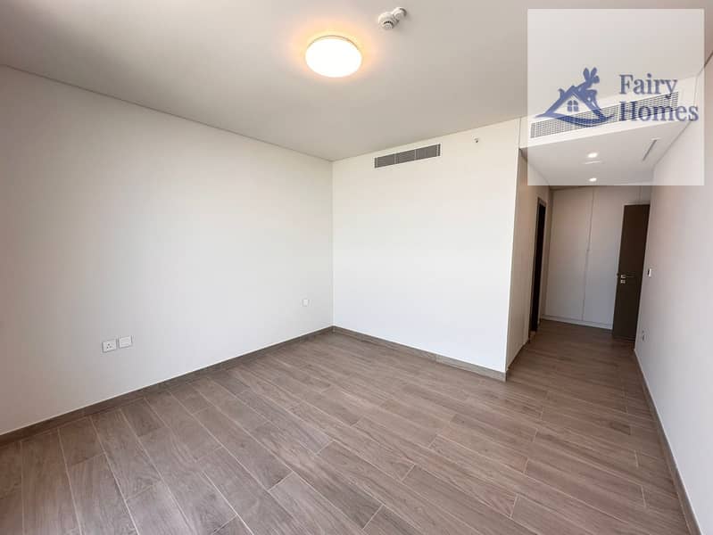 12 WhatsApp Image 2026-06-02 at 15.36. 26. jpeg