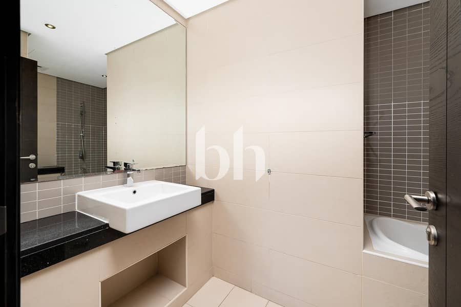 12 images image img