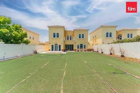 3 Slaapkamers Villa te Huur in Jumeirah Park, Dubai - Villa in Jumeirah Park,District 5, 3 slaapkamers, 300000 AED - 15943943 3 Slaapkamers Villa te Huur in Jumeirah Park, Dubai - Villa in Jumeirah Park,District 5, 3 slaapkamers, 300000 AED - 15943943