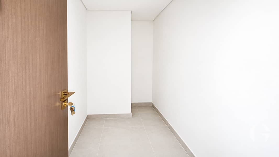 6 Image 6