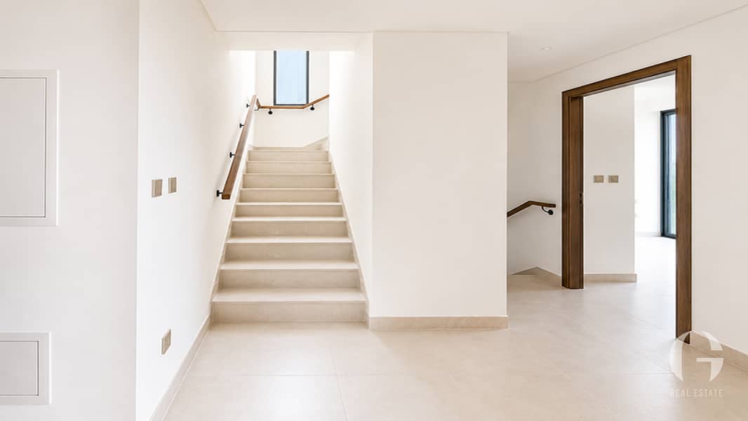 8 Image 8