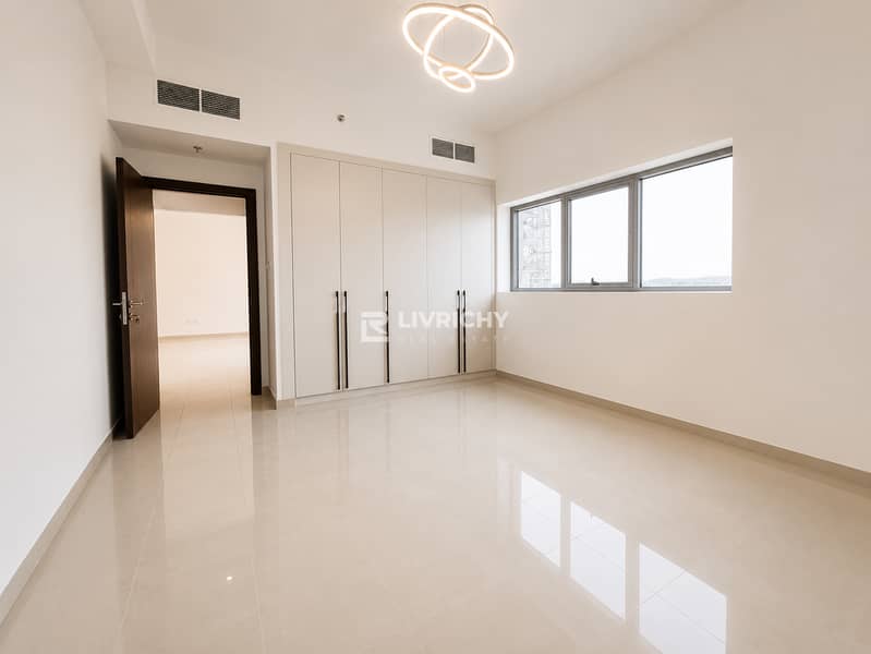 COMMUNITY VIEW | SPACIOUS | CLOSED KITCHEN COMMUNITY VIEW | SPACIOUS | CLOSED KITCHEN