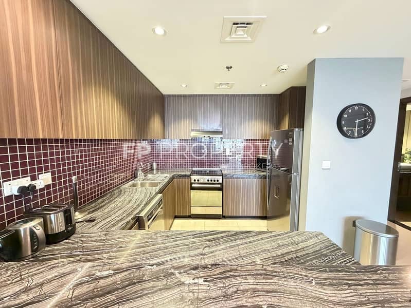13 Onyx Tower 2 1507-16. jpg