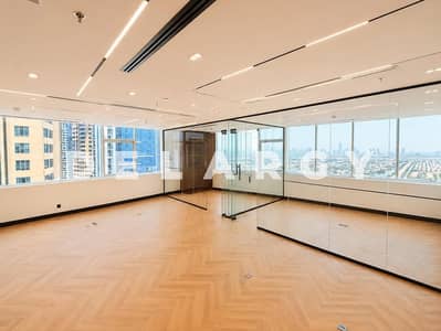 Office for Rent in Jumeirah Lake Towers (JLT), Dubai - Renovated High-Floor | DMCC Metro | Furnished