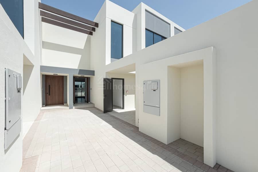 Reihenhaus in Town Square,Shams Townhouses, 3 schlafzimmer, 155000 AED - 15947178 Reihenhaus in Town Square,Shams Townhouses, 3 schlafzimmer, 155000 AED - 15947178