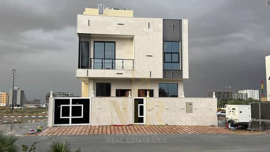 5 Camere Villa in Vendita a Al Yasmeen, Ajman - WhatsApp Image 2026-03-26 at 7.33. 19 PM (3). jpeg 5 Camere Villa in Vendita a Al Yasmeen, Ajman - WhatsApp Image 2026-03-26 at 7.33. 19 PM (3). jpeg