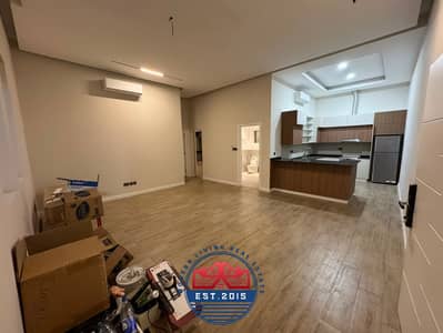 2 habitaciones Apartamento para en Alquiler en Al Falah City, Abu Dhabi - f6f227ac-3a48-451f-b401-a1f25bc69d82. jpeg 2 habitaciones Apartamento para en Alquiler en Al Falah City, Abu Dhabi - f6f227ac-3a48-451f-b401-a1f25bc69d82. jpeg
