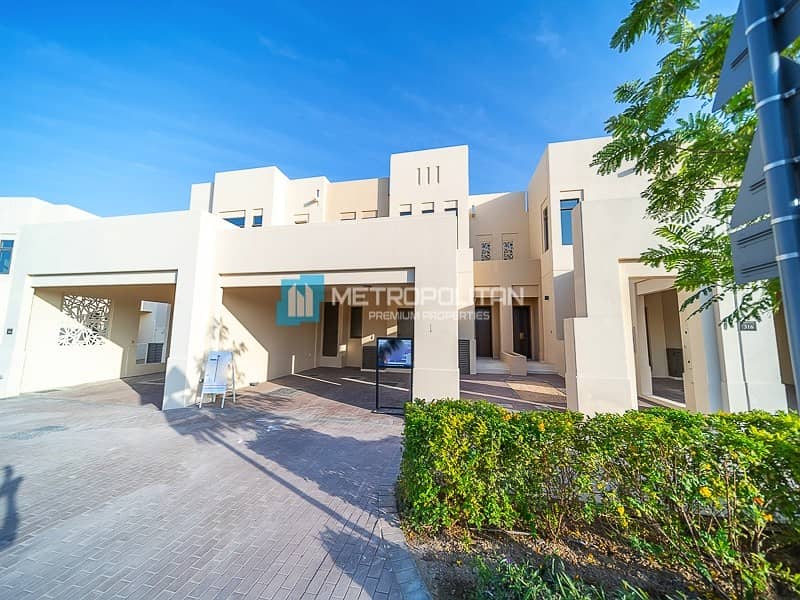 3 B/R + Maids close to entrance I pool I and park 3 B/R + Maids close to entrance I pool I and park