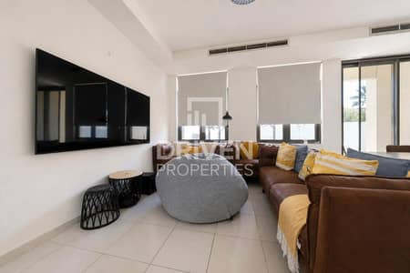 3 Bedroom Villa for Rent in Reem, Dubai - Bright and Well-managed Villa with Private Garden