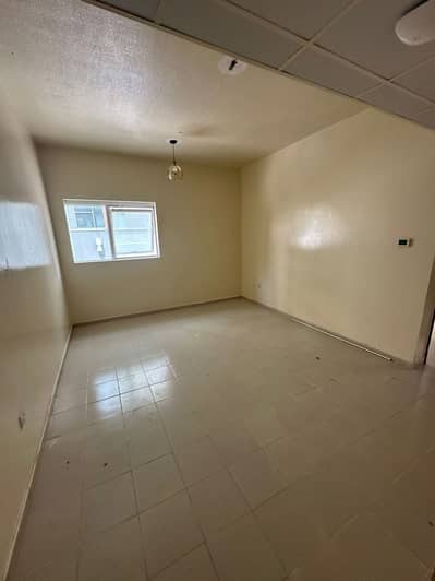 1 Bedroom Apartment for Rent in Al Qulayaah, Sharjah - WhatsApp Image 2026-07-25 at 12.08. 02 PM. jpeg 1 Bedroom Apartment for Rent in Al Qulayaah, Sharjah - WhatsApp Image 2026-07-25 at 12.08. 02 PM. jpeg