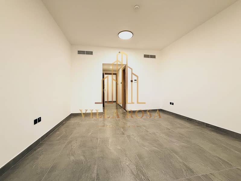 4 Tower B Unit 302_14. jpg
