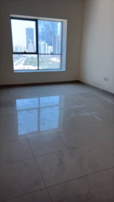 Appartement de 2 chambres à à louer à Al Khan, Sharjah - WhatsApp Image 2026-07-25 at 1.05. 18 PM. jpeg