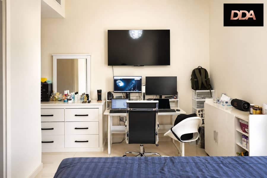 5 DAMAC-Hills-Odora-Townhouse-Home-Officespace master Bedroom. . png
