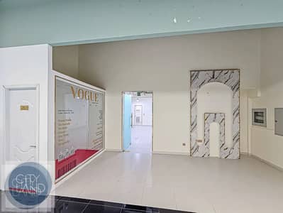 Shop para en Alquiler en Global Village, Dubai - shop . webp