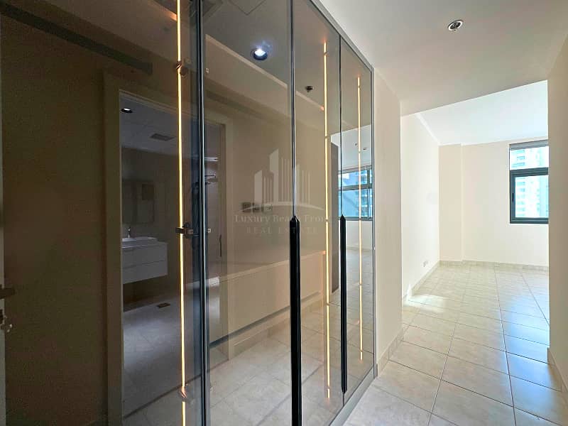 9 LINKS EAST TOWER 2 - 1BHK - 1,733.96  SQFT - #MUR-53. png