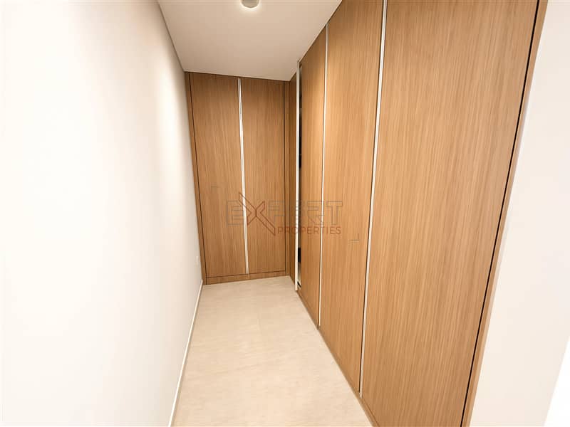 6 Image 6