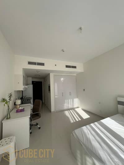 Studio zum zum Verkauf in DAMAC Hills 2 (Akoya by DAMAC), Dubai - Wohnung in DAMAC Hills 2 (Akoya by DAMAC)，Viridis Residence and Hotel Apartments，Viridis Tower C, 525000 AED - 15955511