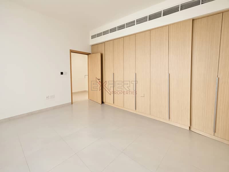11 Image 11