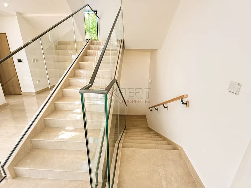 14 Image 14