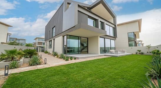 5 Bedroom Villa for Sale in Nad Al Sheba, Dubai - WhatsApp Image 2026-07-08 at 15.37. 33. jpeg 5 Bedroom Villa for Sale in Nad Al Sheba, Dubai - WhatsApp Image 2026-07-08 at 15.37. 33. jpeg