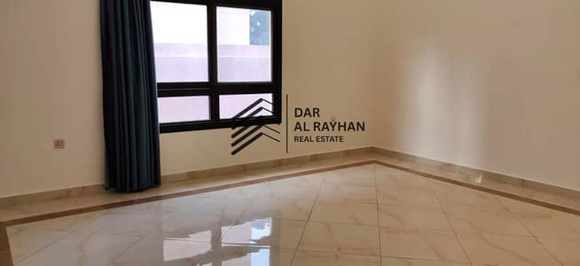 8 Slaapkamers Villa Compound te Huur in Al Tai, Sharjah - 104205. jpg 8 Slaapkamers Villa Compound te Huur in Al Tai, Sharjah - 104205. jpg
