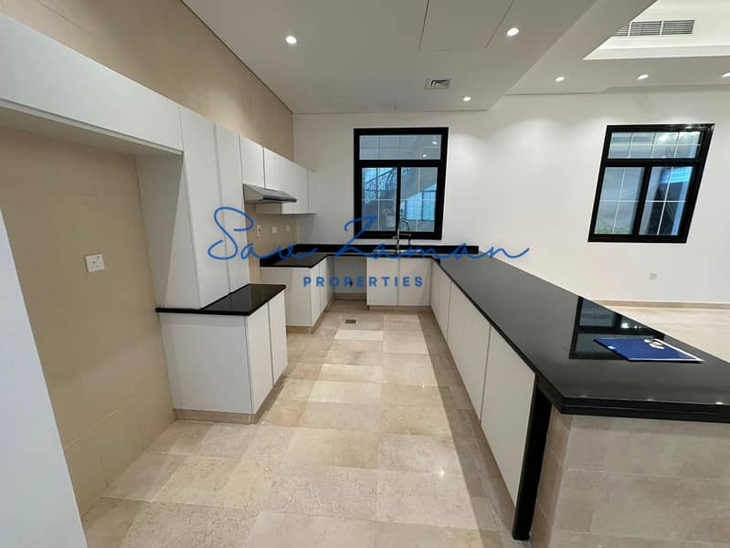 11 bd15614e-3e69-4267-9366-46ce38f82305. jpg