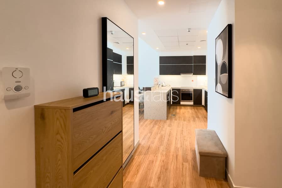 Fully Upgraded | Turnkey | Community View Fully Upgraded | Turnkey | Community View