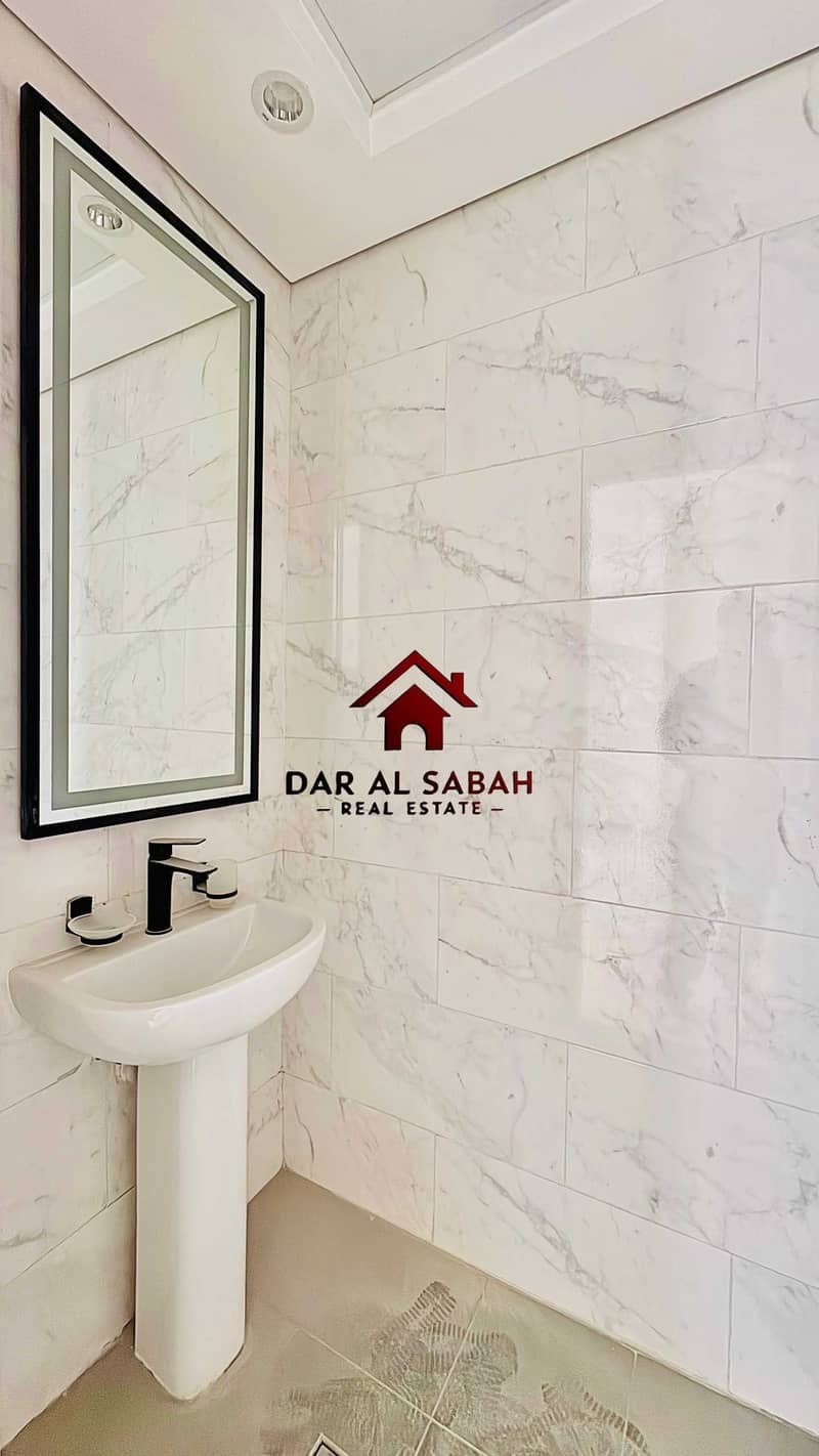9 37a56593-0c28-48f7-bcbc-7abc6a9cad9a. jpg