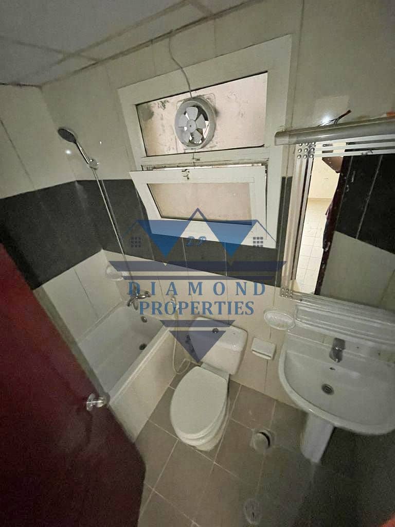 7 5458. jpg
