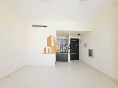 Studio zum zur Miete in Muwaileh Commercial, Sharjah - 20260721_171448. jpg
