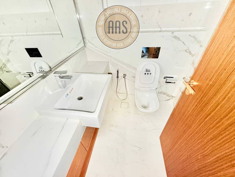 45k with 12 cheques •• High Quality •• hot offer •• luxurious & lavish studio •• spacious layout •• Ready to move - Image 2