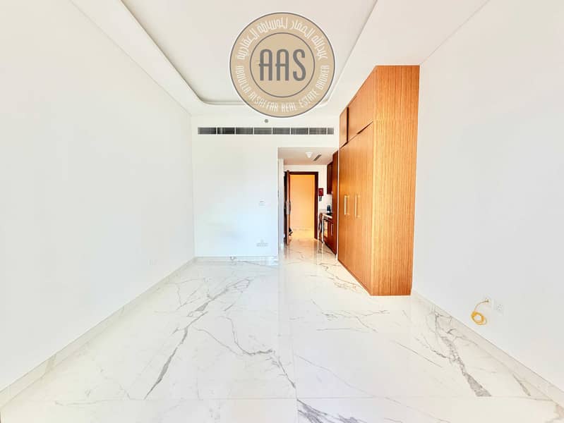 45k with 12 cheques •• High Quality •• hot offer •• luxurious & lavish studio •• spacious layout •• Ready to move - Image 5