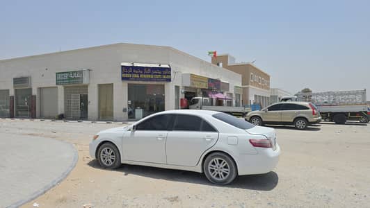 Shop te Huur in Al Sajaa Industrial, Sharjah - shop 350 sqft Abdulla Touwn (1). jpeg Shop te Huur in Al Sajaa Industrial, Sharjah - shop 350 sqft Abdulla Touwn (1). jpeg