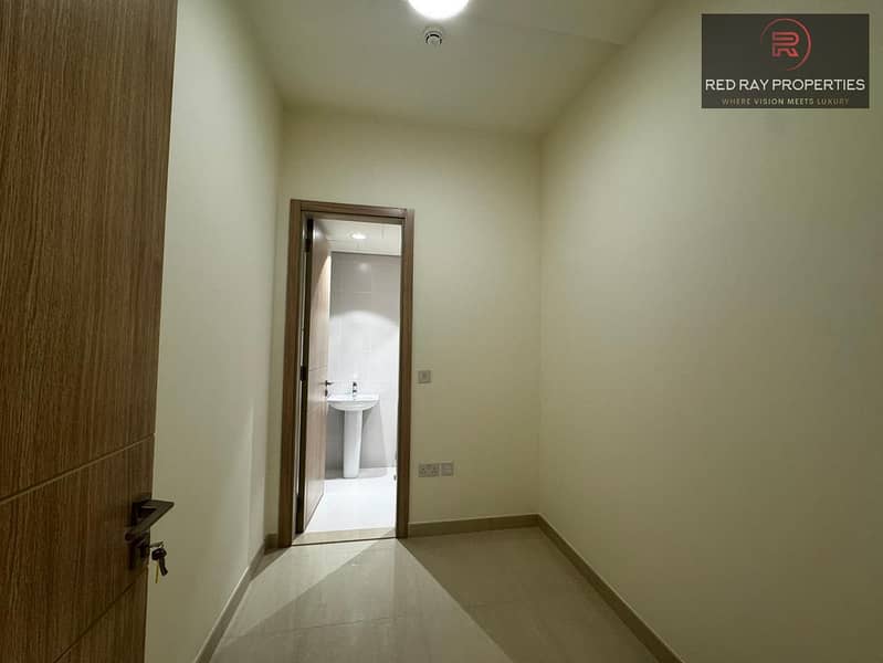 14 ba052191-ede3-4764-b36f-ef9cdb62c2bd. JPG