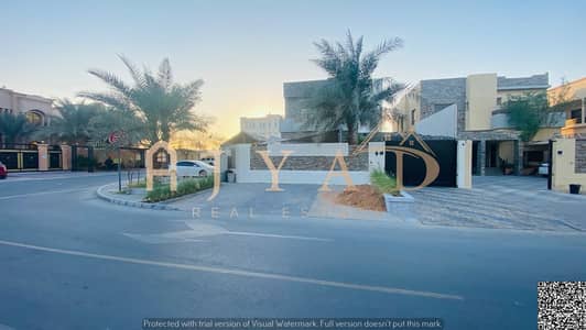 5 Camere Villa in Vendita a Al Rawda, Ajman - 18a266a8-9602-4637-a485-7fa7d53bddb4. jpg