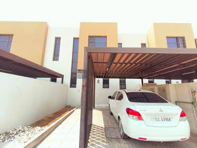 2 Schlafzimmer Townhouse zum zur Miete in Al Tai, Sharjah - 78c70bdc-3412-49f3-9a51-8e258acf6b34. jpg