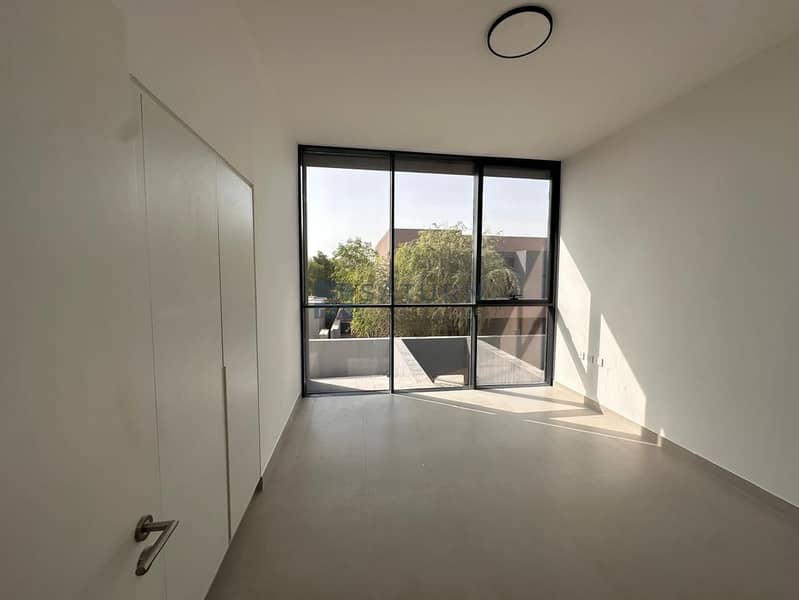 11 WhatsApp Image 2025-09-05 at 23.31. 52 (8) - Copy. jpeg