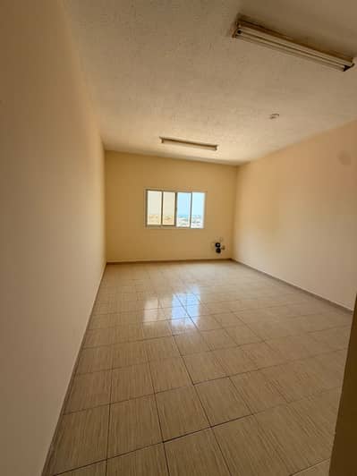 1 Bedroom Apartment for Rent in Al Majaz, Sharjah - WhatsApp Image 2026-07-23 at 6.58. 09 PM. jpeg 1 Bedroom Apartment for Rent in Al Majaz, Sharjah - WhatsApp Image 2026-07-23 at 6.58. 09 PM. jpeg