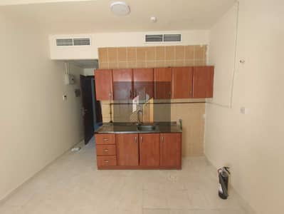 Estudio para en Alquiler en Bu Tina, Sharjah - 77787. jpg Estudio para en Alquiler en Bu Tina, Sharjah - 77787. jpg