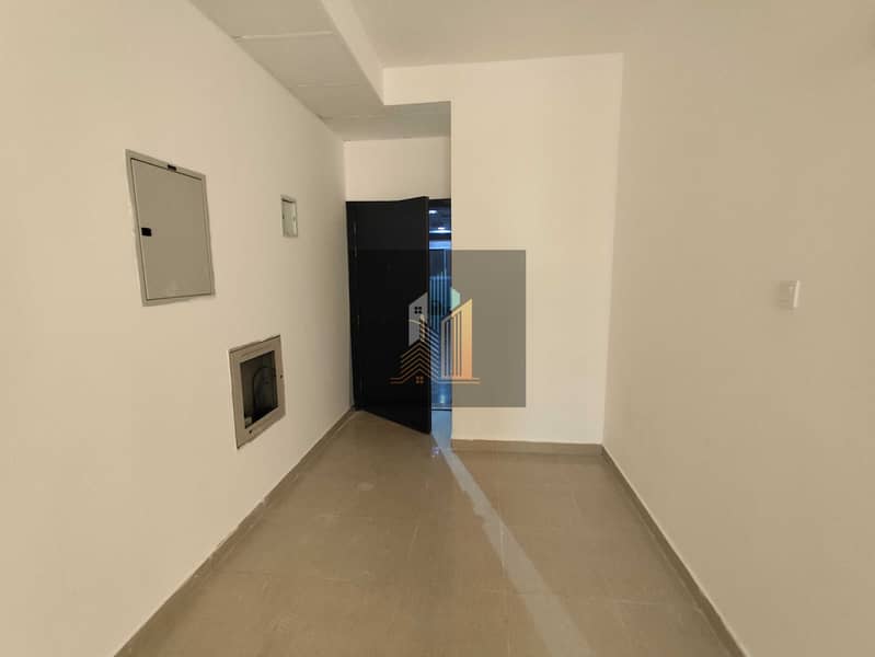 3 77784. jpg