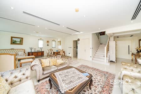 4 Bedroom Villa for Rent in Jumeirah Park, Dubai - Opposite Park | Upgraded | 4 Beds